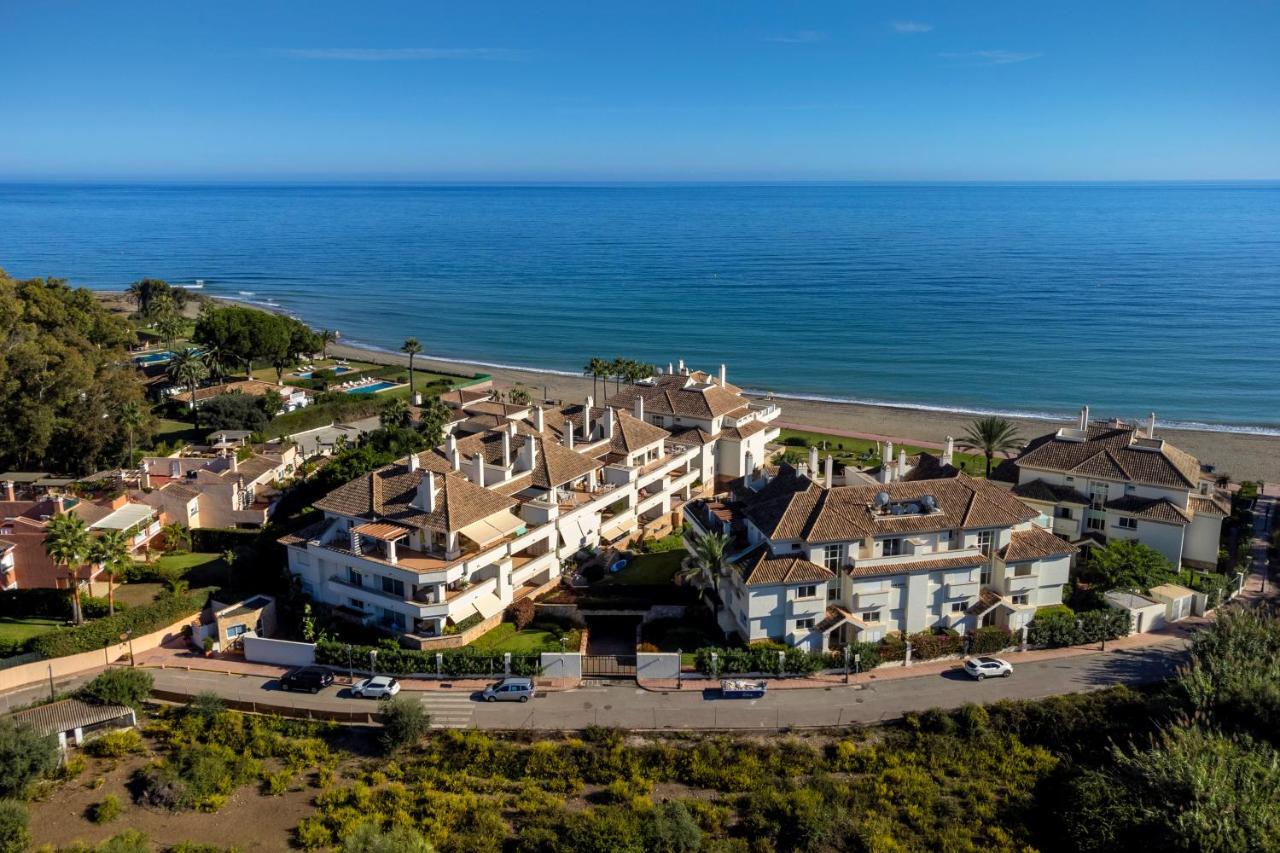 Appt 401-3-Bed-Heaven Beach-Paseo-All Year Heated Pool-Free Bikes Estepona Exterior foto
