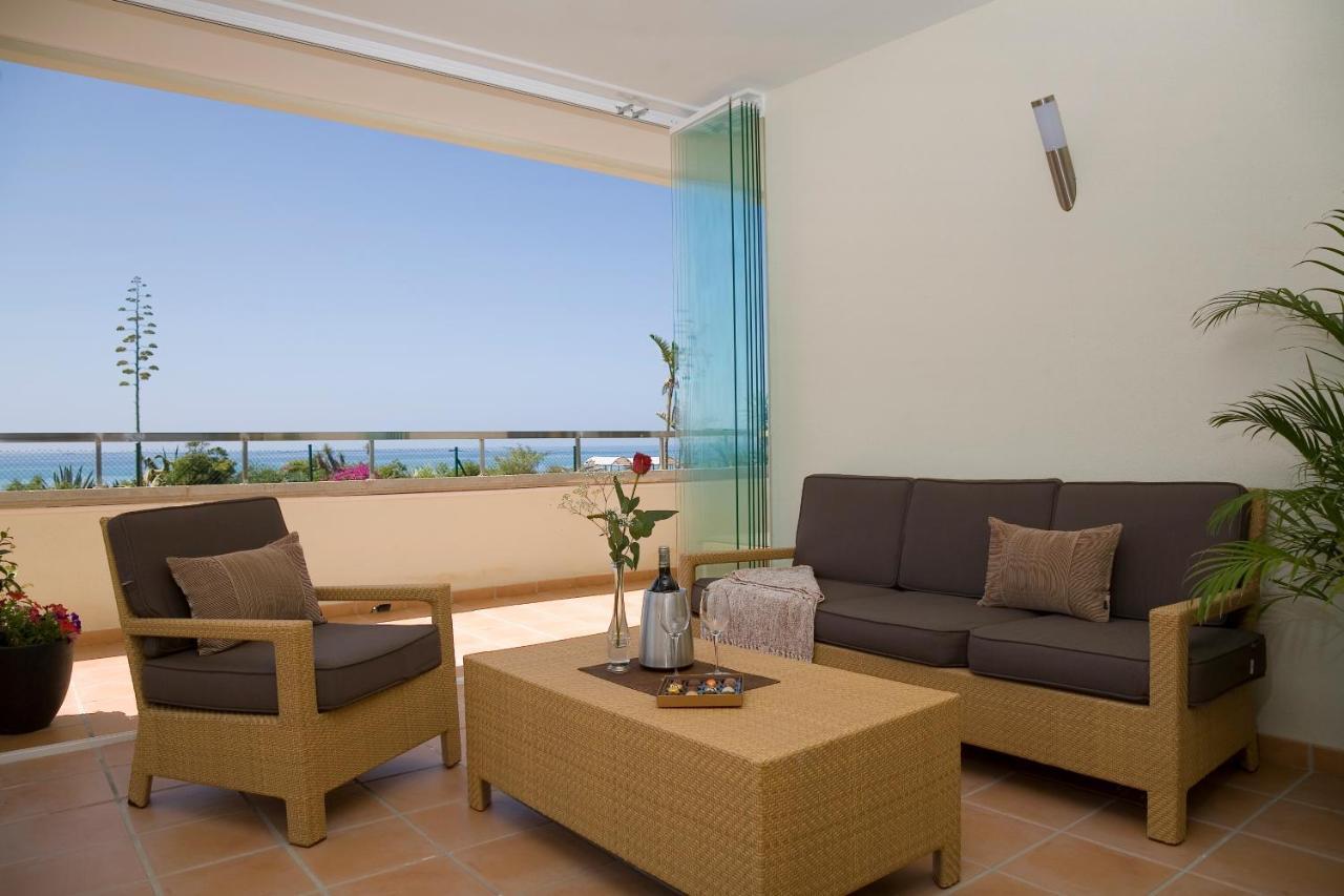 Appt 401-3-Bed-Heaven Beach-Paseo-All Year Heated Pool-Free Bikes Estepona Exterior foto